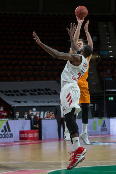 与伊拉克队 与伊拉克队