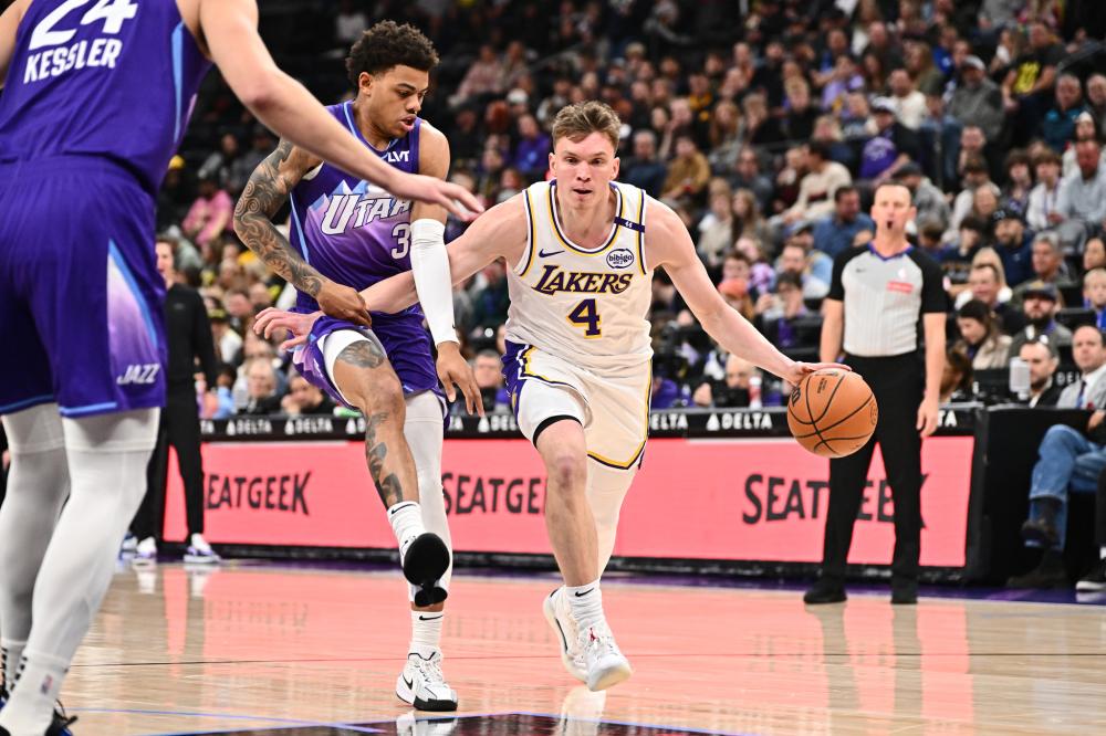 这句掷地有 这句掷地有